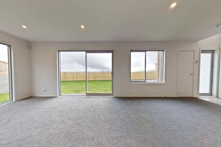 Photo of property in 67 Cedarwood Street, Woodridge, Wellington, 6037