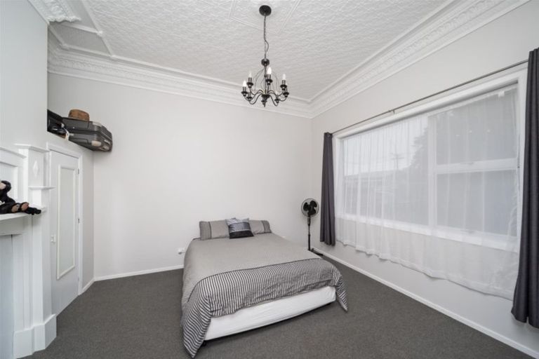 Photo of property in 46 Collins Street, Hawera, 4610