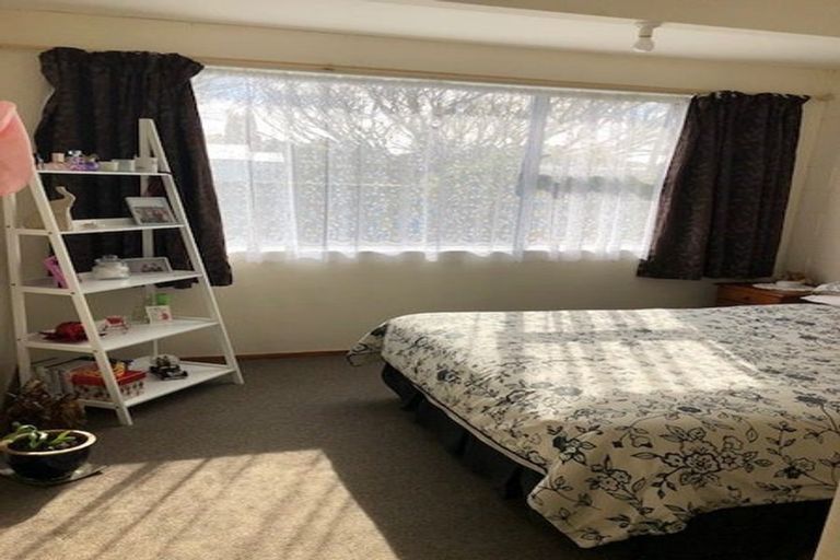 Photo of property in 1-3/554 Ruahine Street, Hokowhitu, Palmerston North, 4410