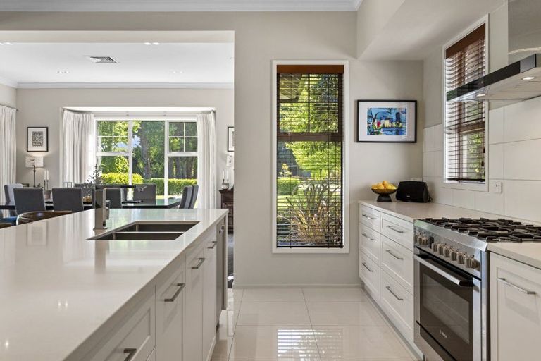 Photo of property in 7 Westall Lane, Avonhead, Christchurch, 8042