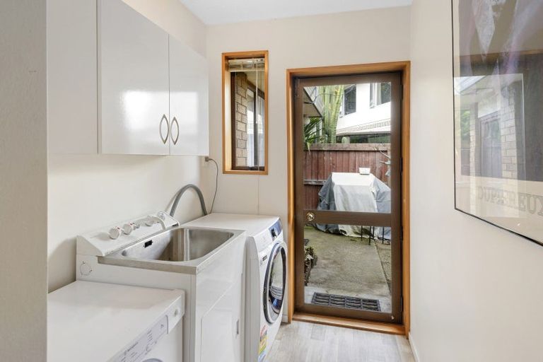 Photo of property in 2 Pentland Drive, Belfast, Christchurch, 8051