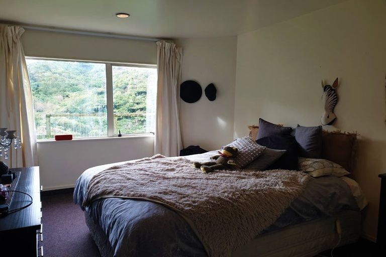 Photo of property in 419 Takapu Road, Takapu Valley, Wellington, 5028