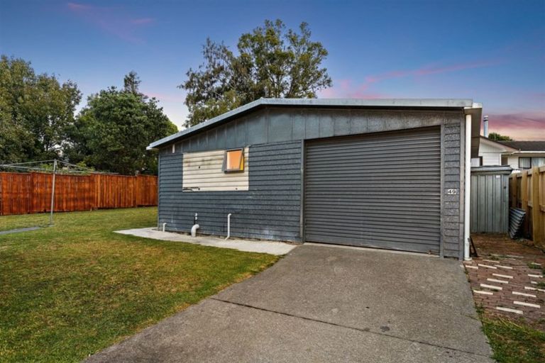 Photo of property in 49 Larissa Avenue, Henderson, Auckland, 0610