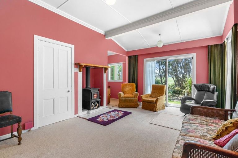 Photo of property in 70 Whitcombe Road, Ruawai, 0592