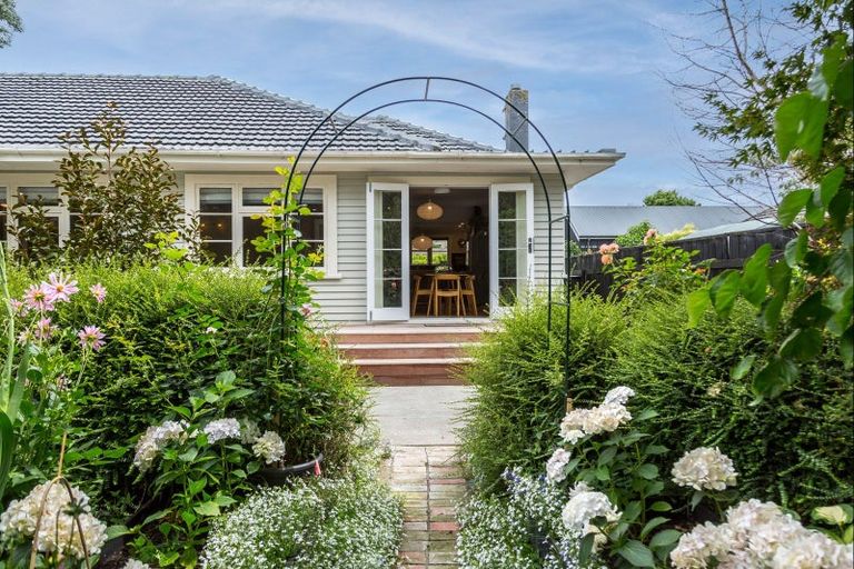 Photo of property in 188 Main Street, Greytown, 5712