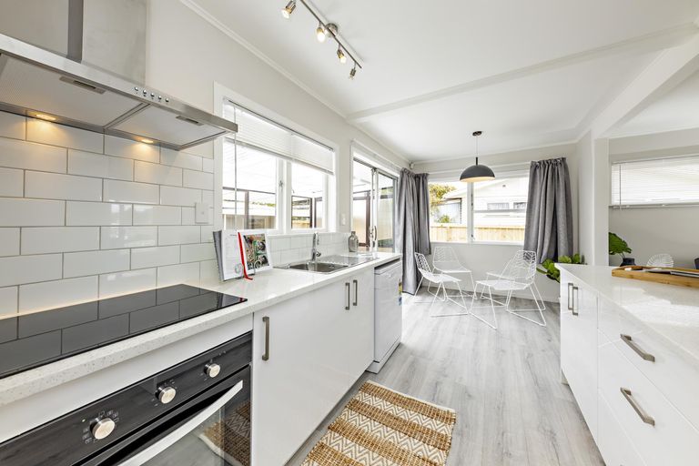 Photo of property in 19 Haddon Street, Mangere East, Auckland, 2024