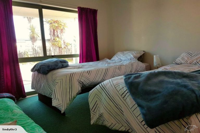 Photo of property in 8c Farnworth Avenue, Holdens Bay, Rotorua, 3010