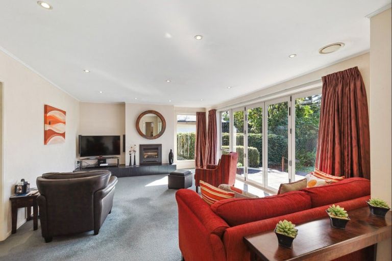 Photo of property in 66 Macarthur Street, Levin, 5510