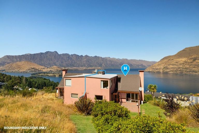 Photo of property in 14a Von Place, Fernhill, Queenstown, 9300