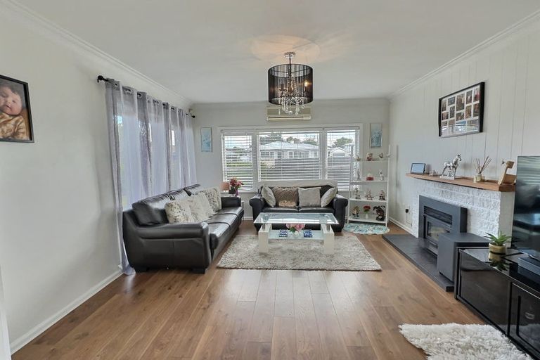 Photo of property in 11 Magdalen Crescent, Pirimai, Napier, 4112