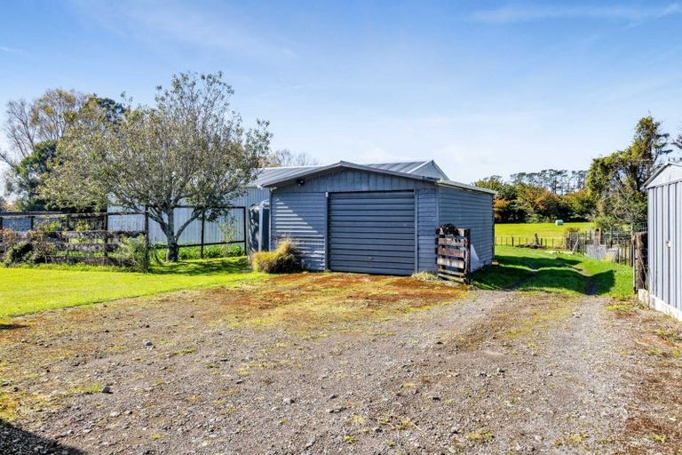 Photo of property in 1225 Egmont Road, Egmont Village, New Plymouth, 4372