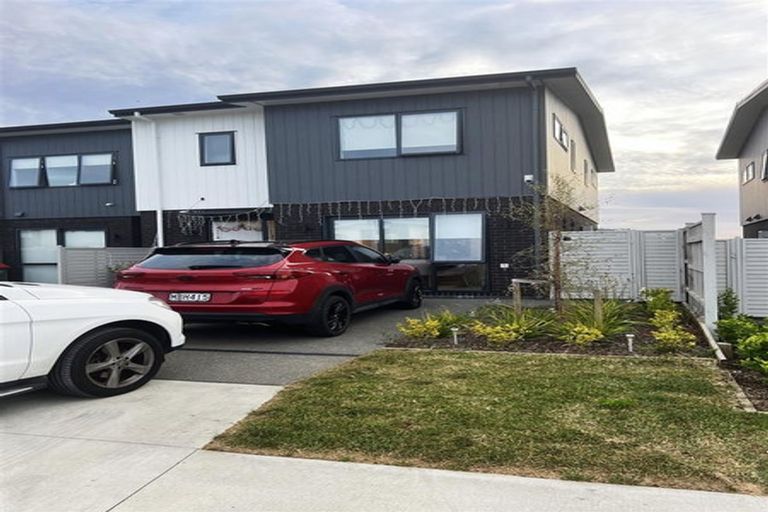 Photo of property in 43 Katikati Drive, Manurewa, Auckland, 2102