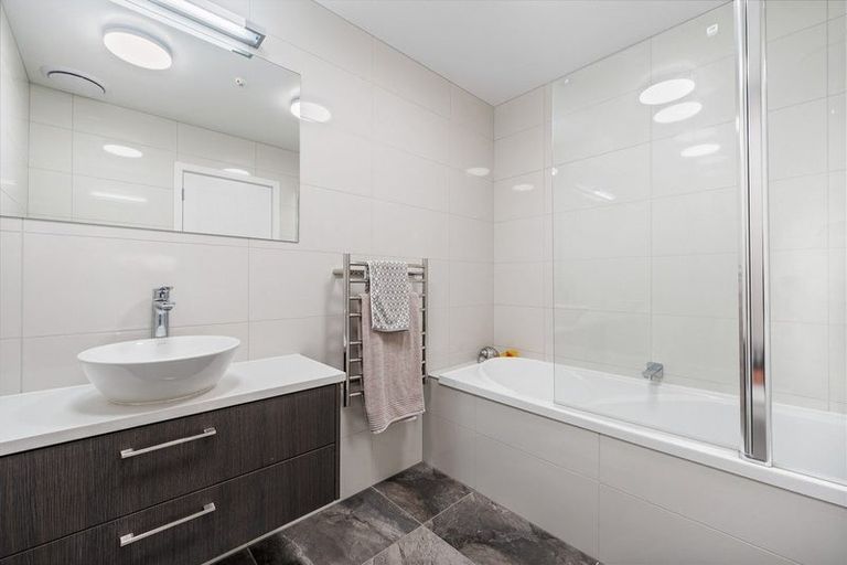 Photo of property in 96 Eaves Bush Parade, Orewa, 0931