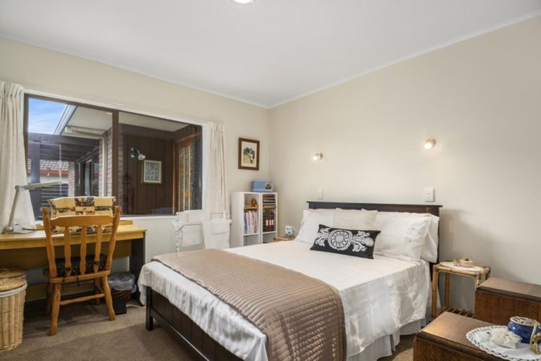 Photo of property in 54 Links View Drive, Omokoroa, 3114