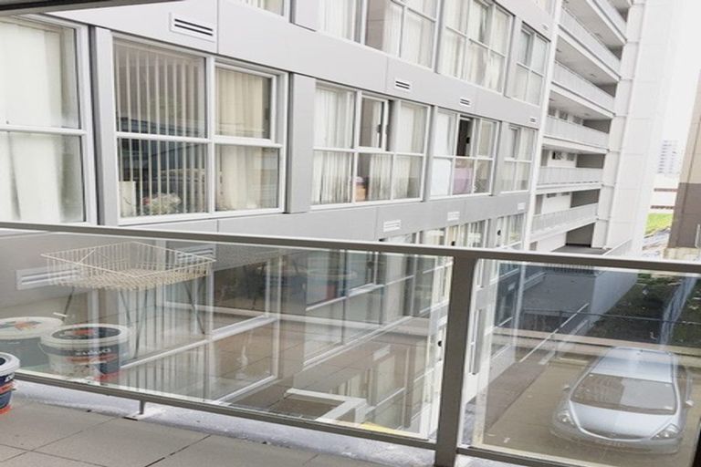 Property details for Harvard On Hobson Apartments, 1a/147 Hobson Street