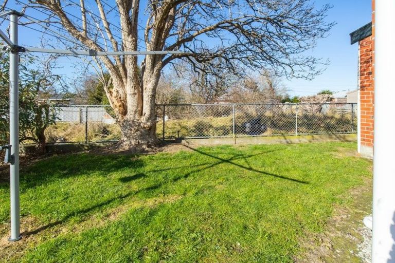 Photo of property in 3 Bristol Street, Pareora, 7912