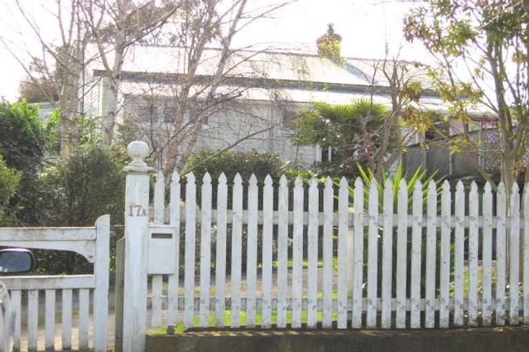 Photo of property in 17a Mason Terrace, Gonville, Whanganui, 4501