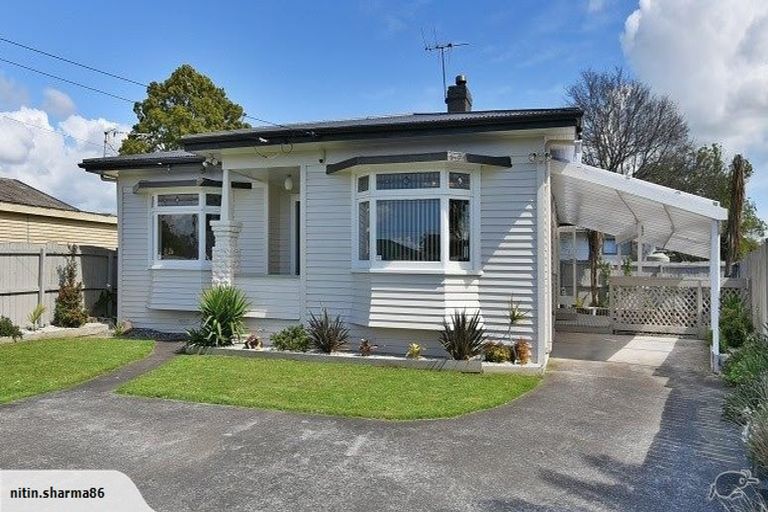 Photo of property in 4 Viola Avenue, Mangere East, Auckland, 2024