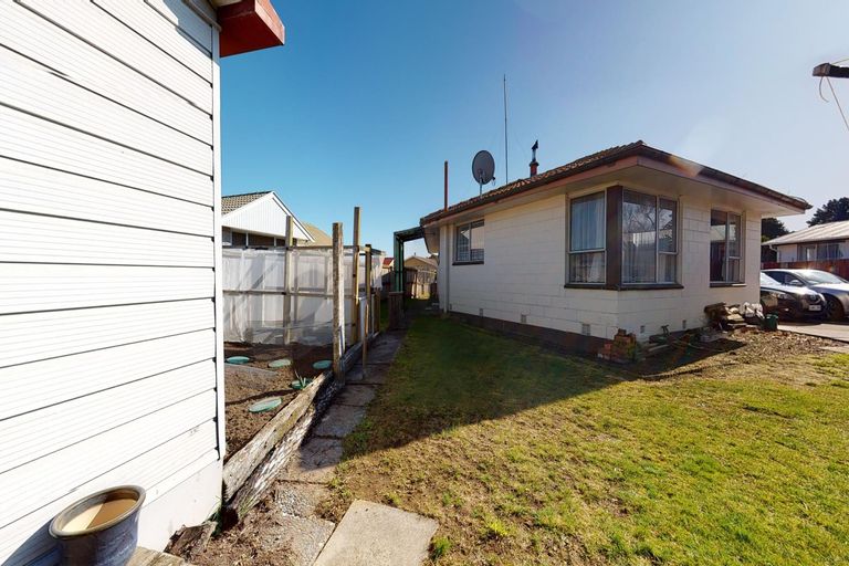 Photo of property in 26 Kawau Crescent, Bromley, Christchurch, 8062