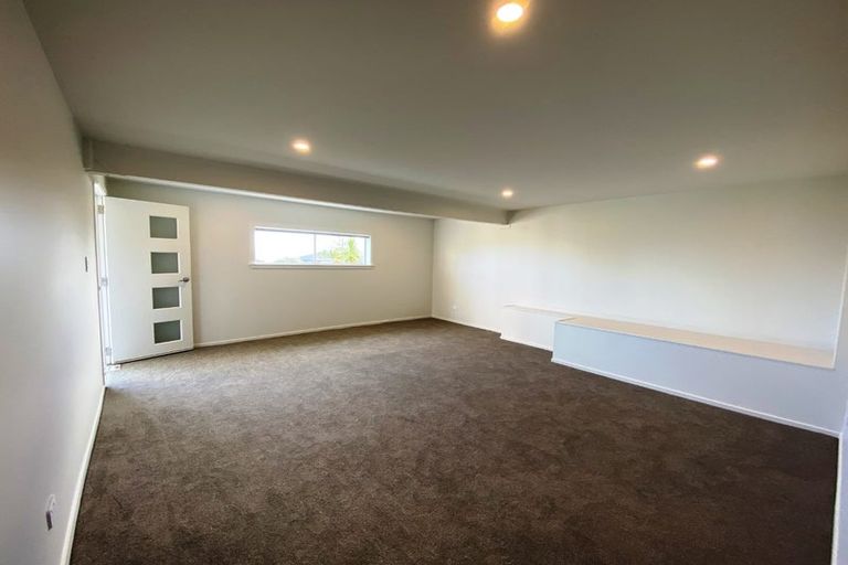 Photo of property in 57 Pacific Parade, Army Bay, Whangaparaoa, 0930