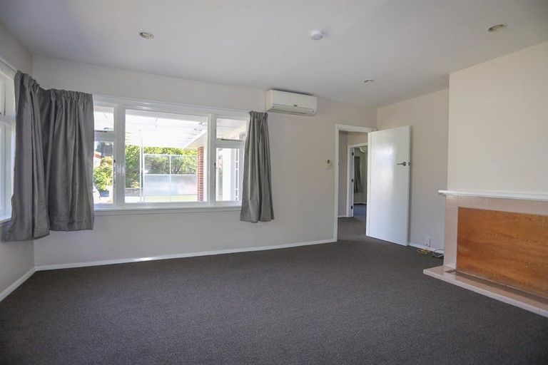 Photo of property in 15 Rountree Street, Upper Riccarton, Christchurch, 8041