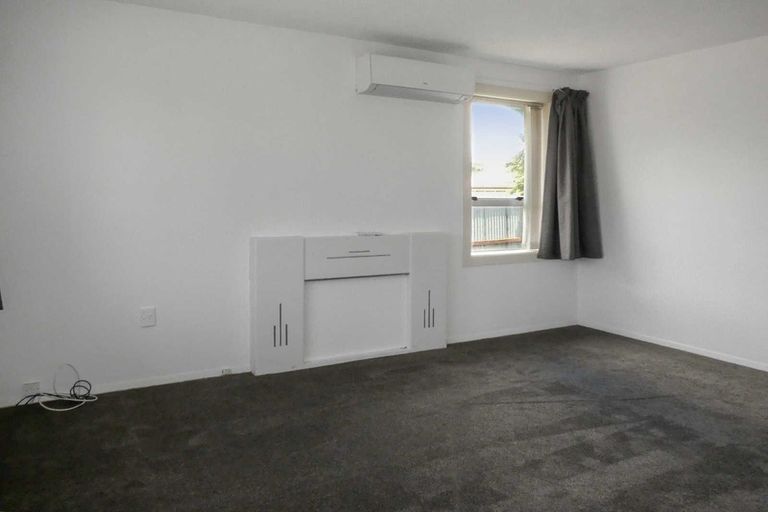 Photo of property in 203 Grahams Road, Burnside, Christchurch, 8053