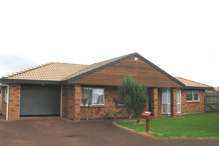 Photo of property in 19a Martin Jugum Lane, Ranui, Auckland, 0612