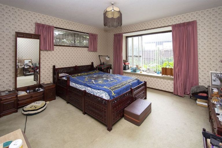 Photo of property in 41 Karnak Crescent, Russley, Christchurch, 8042