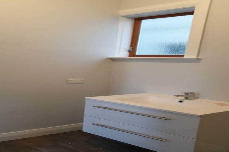 Photo of property in 76 Tinakori Road, Thorndon, Wellington, 6011