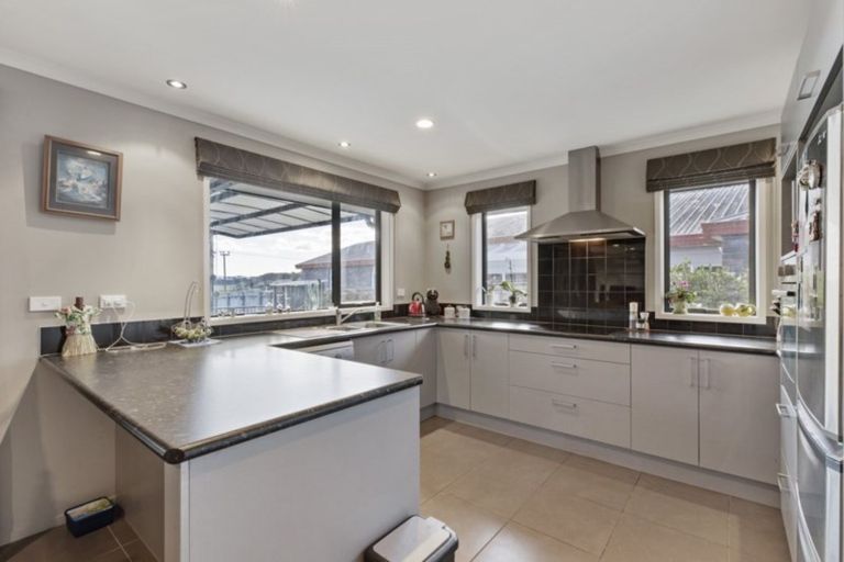 Photo of property in 238 Grandview Road, Western Heights, Hamilton, 3200