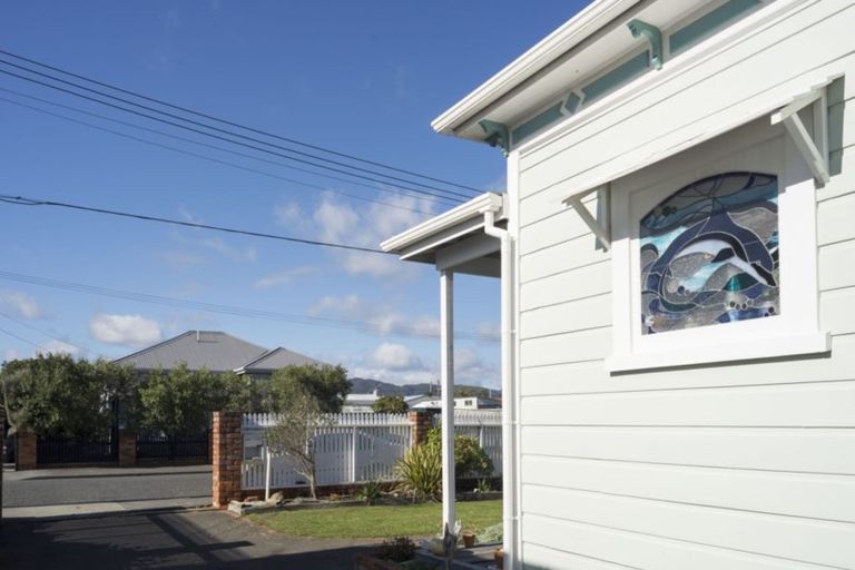 Photo of property in 13 Bay Street, Petone, Lower Hutt, 5012