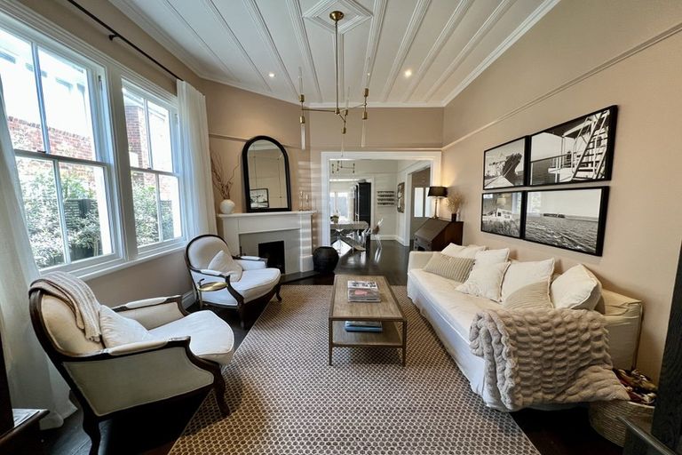 Photo of property in 2/2 Calliope Road, Devonport, Auckland, 0624