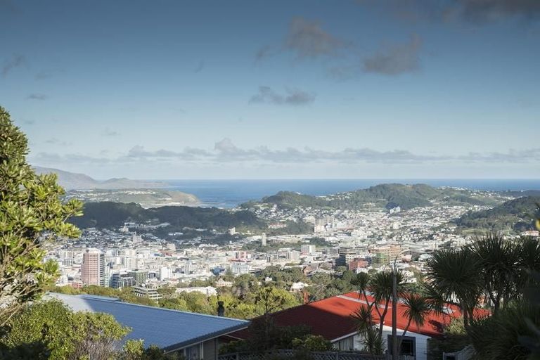 Photo of property in 166 Orangi Kaupapa Road, Northland, Wellington, 6012