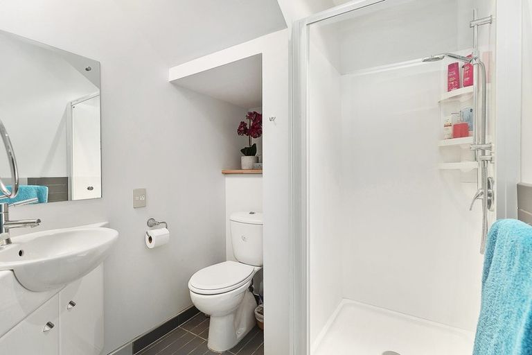 Photo of property in 50b Camperdown Road, Miramar, Wellington, 6022