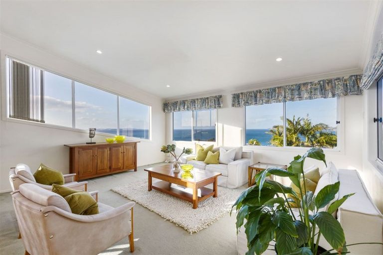 Photo of property in 17 Durness Place, Red Beach, 0932