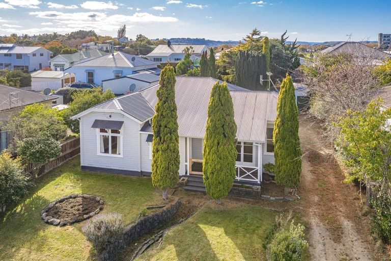 Photo of property in 14 Hurworth Place, College Estate, Whanganui, 4500