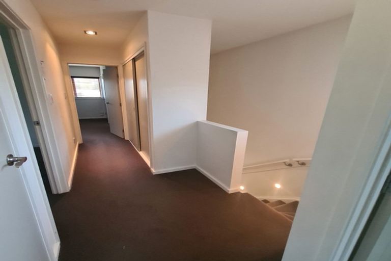 Photo of property in 2/56 Ridgeway Road, Pukekohe, 2120