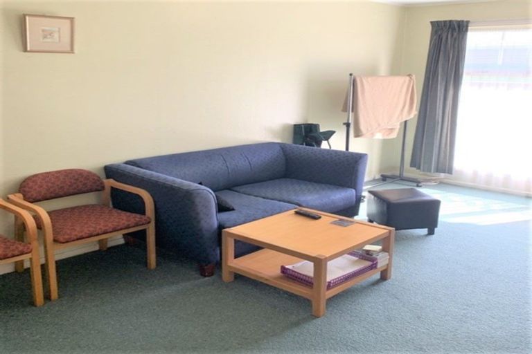 Photo of property in 5/10 Trevethick Grove, Woburn, Lower Hutt, 5010