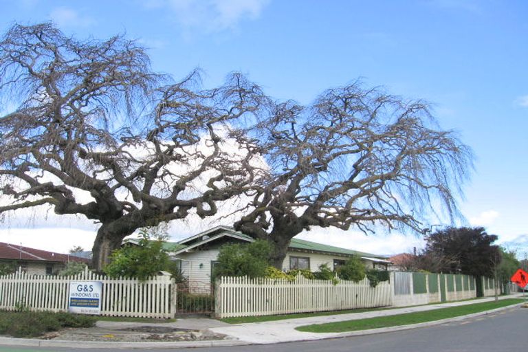 Photo of property in 1001 Heretaunga Street East, Parkvale, Hastings, 4122