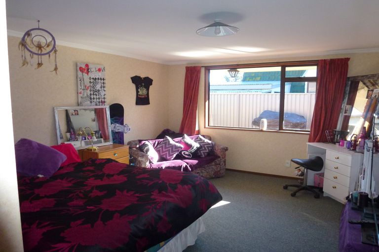 Photo of property in 28 Arnott Street, Alexandra, 9320