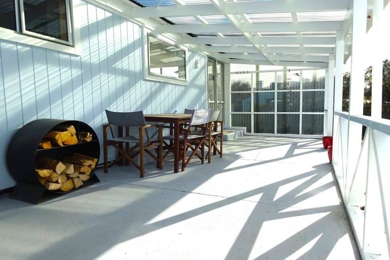 Photo of property in 23 Nash Parade, Foxton Beach, Foxton, 4815