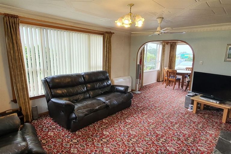 Photo of property in 85 Shearman Street, Waimate, 7924