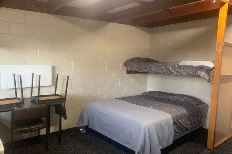Photo of property in Gore Motor Camp, 35 Broughton Street, Gore, 9710