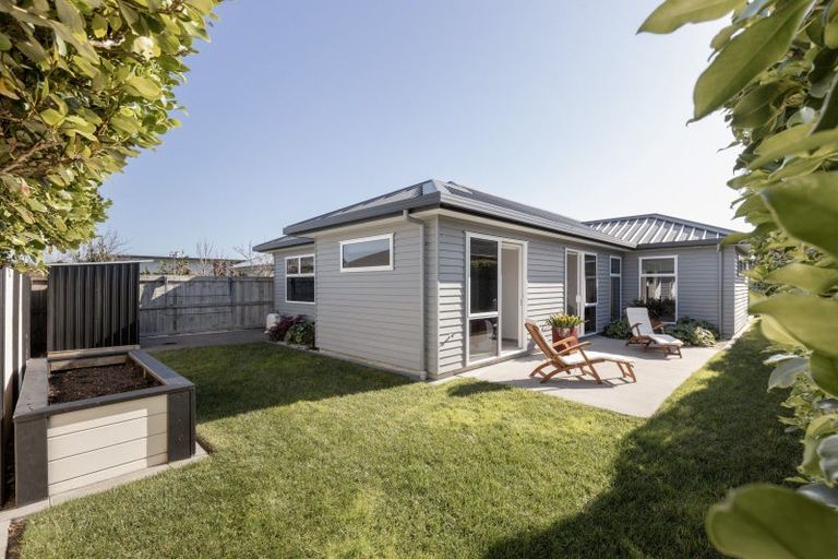 Photo of property in 25 Coast Boulevard, Papamoa Beach, Papamoa, 3118