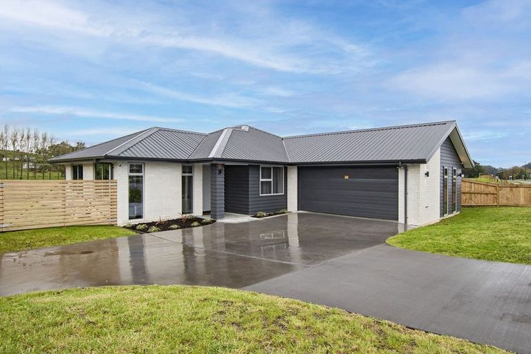 Photo of property in 22 Harrison Drive, Tikipunga, Whangarei, 0112
