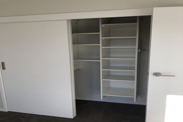 Photo of property in 8 Heaton Grove, Chatswood, Auckland, 0626