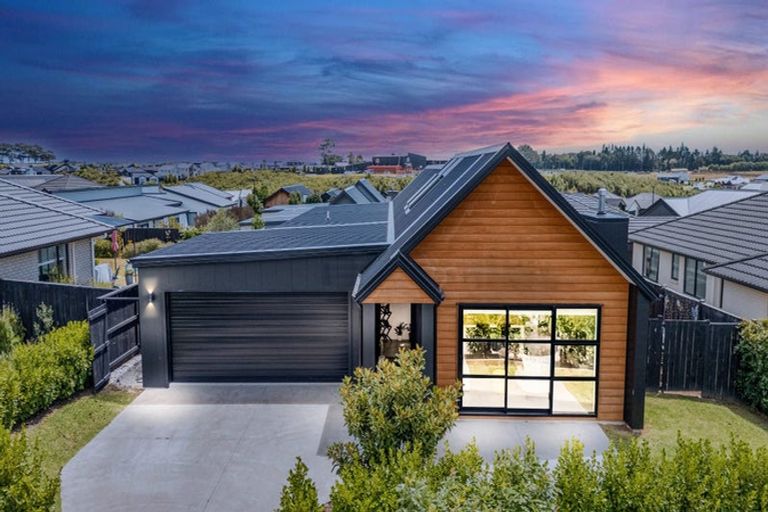 Photo of property in 63 Te Paea Avenue, Paerata, 2124