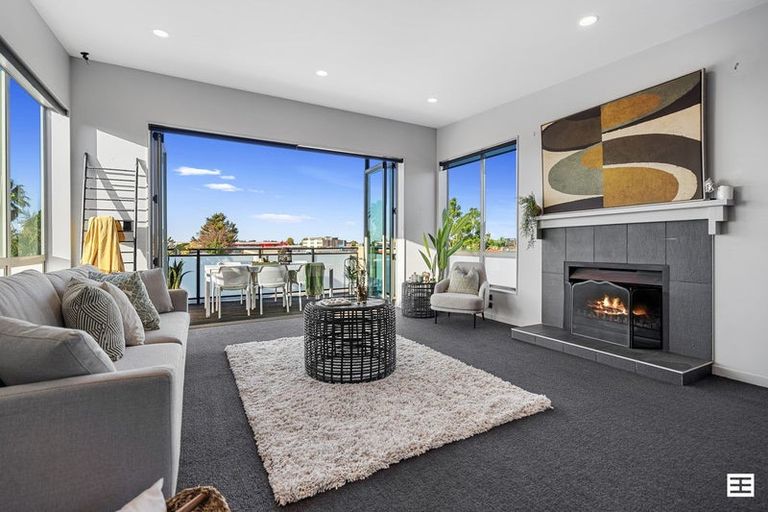 Photo of property in 118 Edgecumbe Road, Tauranga South, Tauranga, 3112