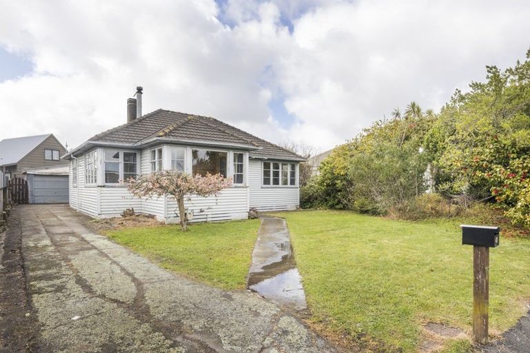 Photo of property in 41 Tweed Street, Roslyn, Palmerston North, 4414