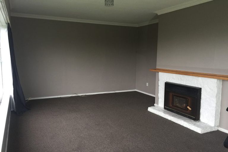 Photo of property in 16 Heather Street, Levin, 5510